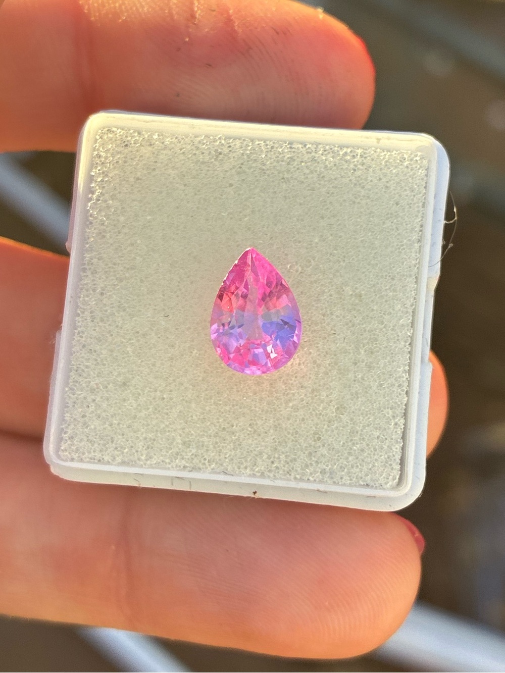 Rare 2.46ct genuine pink sapphire loose in jar - Picture 12 of 14